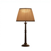Lampe de table plissée haut de gamme en tissu, lumière d'ambiance flexible, abat-jour élégant beige Empire, base en métal noir élégante