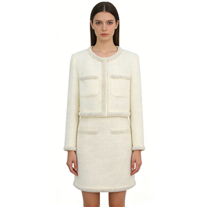 Conjunto <span class=keywords><strong>de</strong></span> Dos Piezas Elegante <span class=keywords><strong>de</strong></span> Tweed con Adornos <span class=keywords><strong>de</strong></span> Perlas para Mujer, <span class=keywords><strong>Chaqueta</strong></span> Corta <span class=keywords><strong>de</strong></span> Manga Larga con Cuello Redondo <span class=keywords><strong>y</strong></span> Minifalda, Atuendo Formal - Product Image 3