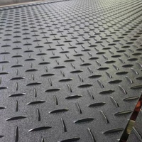 Tapis de protection PE portable pour la construction de turbines éoliennes, épaisseur 10mm/20mm, avec service de découpe pour véhicules lourds