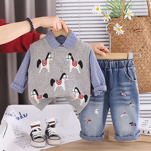 Ensembles de Vêtements Décontractés pour Garçons : Gilet à Boutons, Chemise Imprimée à Manches Longues et Pantalon à Motifs de Dessins Animés – Vente en Gros, Modèle Populaire de Créateur - Product Image 3