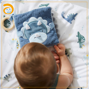 Nuevo diseño personalizado <span class=keywords><strong>libro</strong></span> de tela táctil sensorial bebé recién nacido ejercicio capacidad cognitiva juguete educativo <span class=keywords><strong>libro</strong></span> de tela suave infantil - Product Image 5