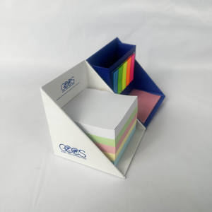 <span class=keywords><strong>Bloc</strong></span>-notes cube pliable auto-adhésif personnalisé 8x8cm avec porte-stylo en carton rigide pour usage promotionnel - Product Image 1