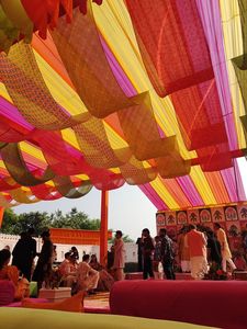 Mái che trang trí nghệ thuật tùy chỉnh, nhiều màu sắc, chất liệu vải voan bay bổng, dùng làm mái che nắng cho quảng trường, đám cưới và trang trí sự kiện. - Product Image 3