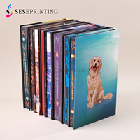 Impression de livres reliés de qualité supérieure avec bords à motifs, vernis sélectif et dorure pour romans en édition limitée OEM