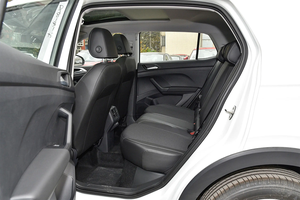 Auto Usado Barato 2023 2024, <span class=keywords><strong>Volkswagen</strong></span> Tacqua 200TSI DSG SmartLink FWD, SUV Subcompacto, Auto Familiar Alemán - Product Image 4