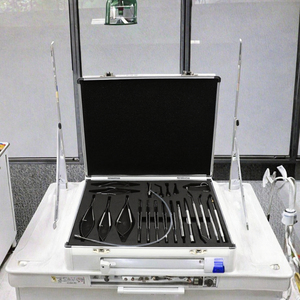 Nhà Máy Giá đục thủy tinh thể phẫu thuật đặt mắt phẫu thuật cụ trong kim loại nhãn khoa thiết bị với máy móc nguồn điện - Product Image 3