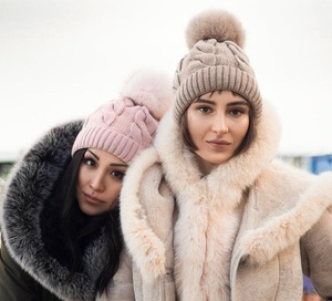 Berretto da berretto lavorato a maglia invernale da donna foderato in pile caldo bianco Beige rosa grigio con berretto con cappuccio in cranio lavorato a maglia in pelliccia sintetica - Product Image 3