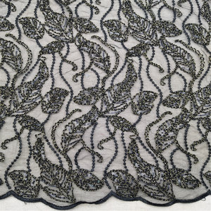 ผ้าลูกไม้ตาข่ายปักลายดอกไม้สไตล์ใบไม้สีดำ + ประดับเลื่อม สำหรับเสื้อผ้า ชุดเดรส ของตกแต่งบ้าน งานแต่งงานสุดเซ็กซี่ - Product Image 1