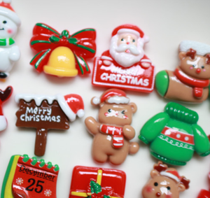 Mini Adornos Navideños para Manualidades, Decoración <span class=keywords><strong>de</strong></span> Pasteles, Cabujones <span class=keywords><strong>de</strong></span> Resina Planos Transparentes, Pintados a Mano, con Diseño Artístico <span class=keywords><strong>de</strong></span> Árbol, Reno y <span class=keywords><strong>Muñeco</strong></span> <span class=keywords><strong>de</strong></span> <span class=keywords><strong>Nieve</strong></span> - Product Image 2