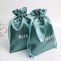 Logo personnalisé petite entreprise cordon sac cadeau en soie sac à poussière en satin bijoux pochette cadeau