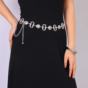 โซ่คาดเอวทรงเรขาคณิต โลหะผสมสังกะสี สีทองและสีเงิน สำหรับงานปาร์ตี้ แฟชั่นบอดี้เชน ชั้นเดียว สไตล์ฮิปฮอป - Product Image 2