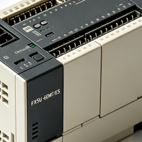 Controlador Lógico Programable (PLC) FX5U-80MT/ES con Ethernet Integrado, Entrada/Salida de Alta Velocidad de 80 Puntos, Salida de Transistor, Alimentación CA Advan