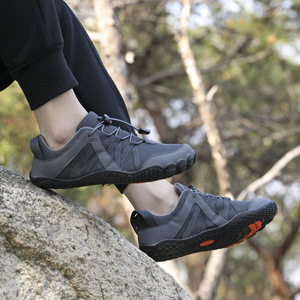 Chaussures de randonnée et d'escalade mi-montantes à bout pointu et antidérapantes, à cinq doigts, nouvelle collection transfrontalière, directement de l'usine ; Tailles plus grandes, unisexe - Product Image 4