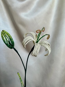 Composizione Floreale Artificiale Moderna Fatta a Mano con <span class=keywords><strong>Rose</strong></span> in Plastica e Perline per la Festa della Mamma - Centrotavola Durevole ed Ecologico per Matrimoni, Casa, Primavera - Product Image 3