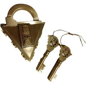 Antique Finish Vintage Style Brass Puzzle Lock with 2 Decorative Keys Triangle Design Metal Material - Product Image 2