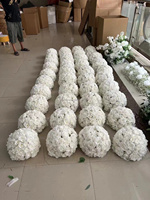 QSLH Ti483 Nouveauté 2023 Boule de mousse florale en forme de rose, vente en gros, pour centres de table de Noël et de mariage, et décoration d'allées pour événements festifs