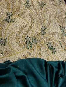 Tissu en dentelle perlée avec broderie de cristaux à motif floral, matériau haut de gamme pour robe de mariée, robe de soirée, fourniture textile de mode - Product Image 2