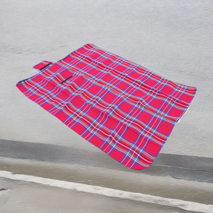 Tapete de Picnic Rectangular Impermeable para Exteriores, Playa, Camping, Uso en Primavera - Product Image 1