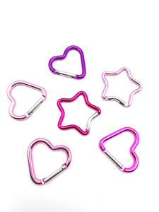 <span class=keywords><strong>Mousqueton</strong></span> personnalisé en alliage d'aluminium avec logo laser, <span class=keywords><strong>mousqueton</strong></span> à ressort pour accessoires de sport de plein air, <span class=keywords><strong>mousqueton</strong></span> publicitaire à <span class=keywords><strong>anneau</strong></span> à ressort - Product Image 5