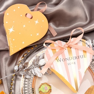 Boîte à bonbons en forme de coeur en forme de ruban imprimé rayé cadeau de faveur de mariage pour la Saint-Valentin fête l'heure du thé décor de table - Product Image 4