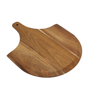 Plateau à pizza en bois d'acacia 38x30cm, forme irrégulière, planche à découper pour la cuisson et le service - Product Image 1