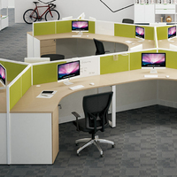 Poste de travail informatique, bureau électrique contemporain avec panneau en bois, bureau de bureau avec hauteur réglable et siège pivotant