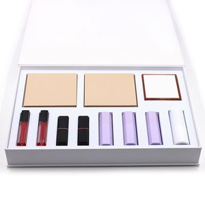 Coffret de Maquillage Complet Personnalisé Tout-en-un avec Anti-Cernes, Fond de Teint Liquide, Fard à Paupières et Brillant à Lèvres pour Femmes - Product Image 2