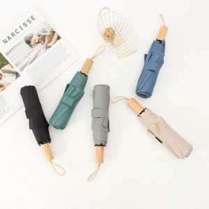 Parapluie Moderne Double Usage à 3 Plis, Nouveau Modèle Pliant Facile avec Poignée Intégrée, Design Simple pour Jours Pluvieux et Ensoleillés - Product Image 1