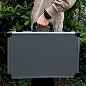 Kit de Café Árabe Ecológico en Estuche de Viaje Cuadrado con Tetera para Verter, Molinillo Manual y Set de Café de Goteo Manual - Product Image 5