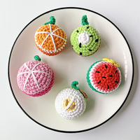 Handgemaakte gehaakte fruitjes, schattige zachte katoenen garen amigurumi handgevulde fruit gehaakte gebreide donut voedsel speelgoed sleutelhanger accessoires