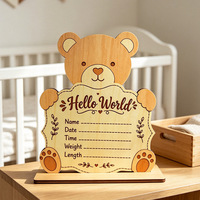 Ornement en bois mignon en forme d'ours en peluche de dessin animé pour l'enregistrement des informations des enfants, décoration de bureau commémorative pour nouveau-nés