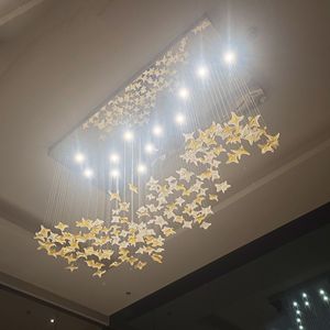 Lustre suspendu bleu sur mesure de luxe, grand modèle, pour plafonds hauts, éclairage personnalisé, chandeliers en verre pour hôtels et centres commerciaux - Product Image 3