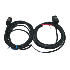 Sensor Fotoeléctrico Original KEYENCE PZ-G51N Tipo Luz Intensa, Tipo de Penetración Cuadrada, Tipo de Cable NPN, Salida 20m Activa - Product Image 1