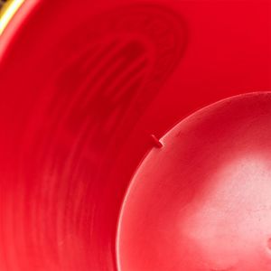 Cubo de Basura de Plástico Rojo Doble Felicidad de 4L, Cilíndrico, Decorativo, para Interiores, Hogar, Sala de Estar, Año Nuevo y Festividades - Product Image 3