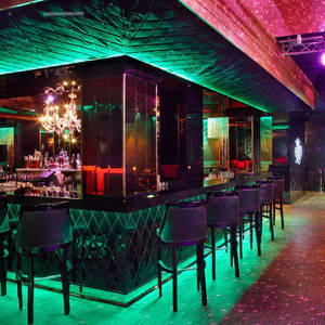 Diseño Interior Moderno para Lounge Bar y Discoteca, Soluciones Completas de Mobiliario para Bares, Discotecas, Restaurantes y Lounges - Product Image 4