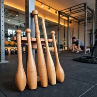 Tongkat India Kayu Alami Heavy Duty untuk Latihan Kekuatan Genggaman, Perlengkapan Kebugaran Profesional untuk Binaraga