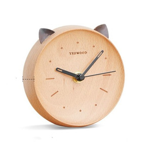 Horloge de table en forme de chat Yeswood, en bois de hêtre, silencieuse, à quartz, avec alarme, pour bureau, chambre, décoration de la maison - Product Image 4