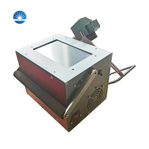 Mini macchina per marcatura Laser a fibra palmare per scatole regalo 20w 30w <span class=keywords><strong>solo</strong></span> 8.6kg - Product Image 4