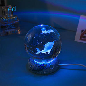 Méduse dauphin étoile de <span class=keywords><strong>mer</strong></span> baleine coquille <span class=keywords><strong>corail</strong></span> pieuvre bricolage résine sphère moule 3d led boule de cristal petite lampe de nuit - Product Image 4