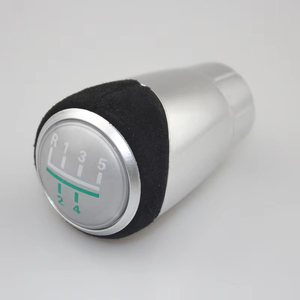 Copertura per Pomello del Cambio Manuale a 5 o 6 Marce in Pelle Cromata Opaca per <span class=keywords><strong>BMW</strong></span> E90 E91 E92 F30 Z5 F20 M3 M4 M5 X5 X6 - Product Image 2