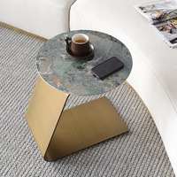 Table d'appoint moderne en métal, style luxe léger, en forme de C, petite table basse pour salon, balcon, tables d'angle rondes de loisirs