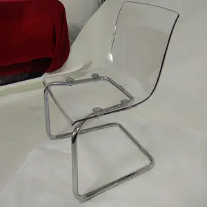 Silla de Metal de plástico transparente personalizada resistente, silla de comedor de plástico con patas de Metal y acrílico nórdico para oficina