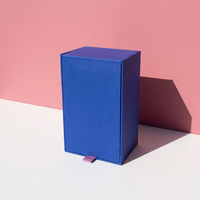 Boîte cadeau à rabat magnétique pour parfum avec poignée en ruban, emballage de luxe personnalisé en bleu pour flacon de 30 ml et 50 ml