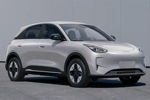 2025 pour Star Wish Voiture électrique compacte avec batterie au phosphate de fer et de lithium, moteur 100-150kW, autonomie 301-400km - Meilleures ventes - Product Image 3