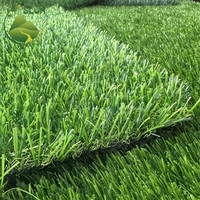 Großer Lagerbestand Künstlicher Landschaftsrasen Teppich Korrosionsbeständig Wasserdicht Kunstrasen für Haus Außenbereich Garten
