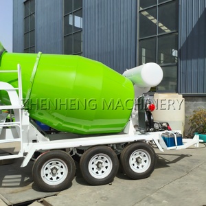 Bétonnière sur remorque de 2 mètres cubes avec moteur à essence, triple essieu pour la construction routière - Product Image 4