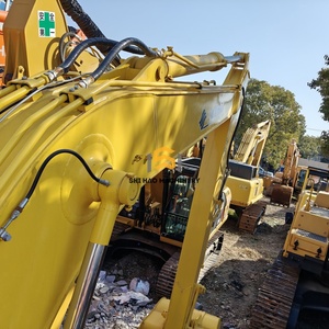 Excavatrice hydraulique d'occasion durable, puissante et de haute qualité, excavatrice sur chenilles Komatsu PC130 d'occasion - Product Image 6