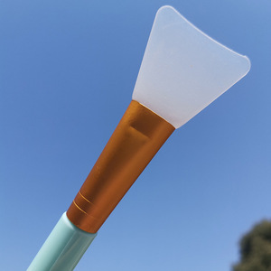 Pennello da cucina/pasticceria/barbecue Lesin piccolo, bianco, in silicone, con manico corto in legno naturale di bambù, per applicazione maschere - Product Image 6