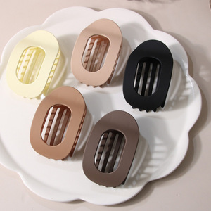 Pinzas para el pelo ovaladas planas más vendidas, pinzas de pico de pato de agarre fuerte, pinzas simples de abulón para peinados de moño en la parte trasera de la cabeza, accesorios para el cabello. - Product Image 5