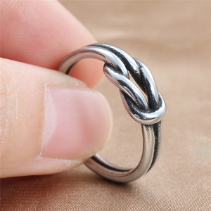 Yunnique – bague en acier inoxydable pour hommes, avec nœud en corde, argent, or, or rose, design géométrique, bijoux cadeau, 24079 - Product Image 3